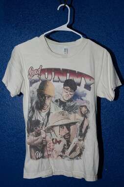 Bad Bunny Un Verano Sin Ti T-Shirt Tan